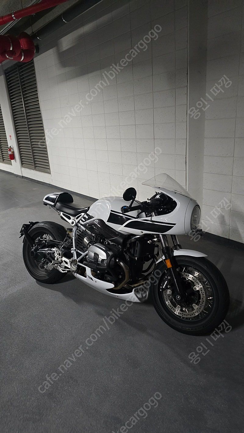 BMW R nine T 레이서 thumb 2