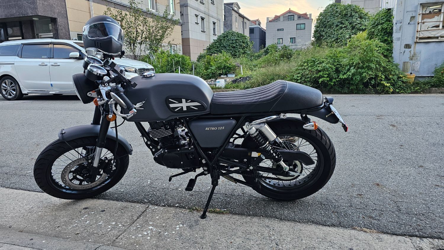 착한스쿠터 레트로 125 thumb 2