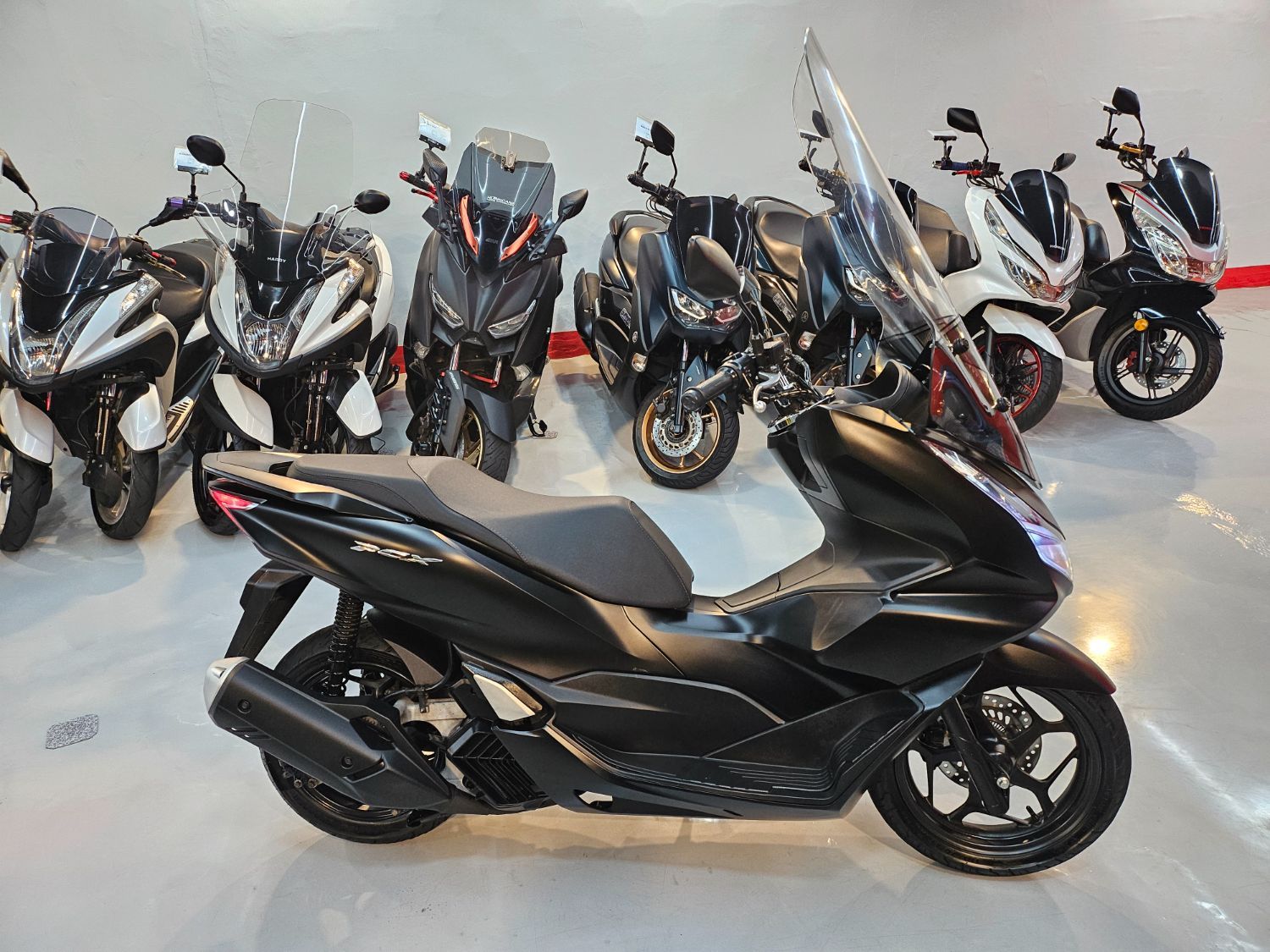 혼다 PCX 125 thumb 2