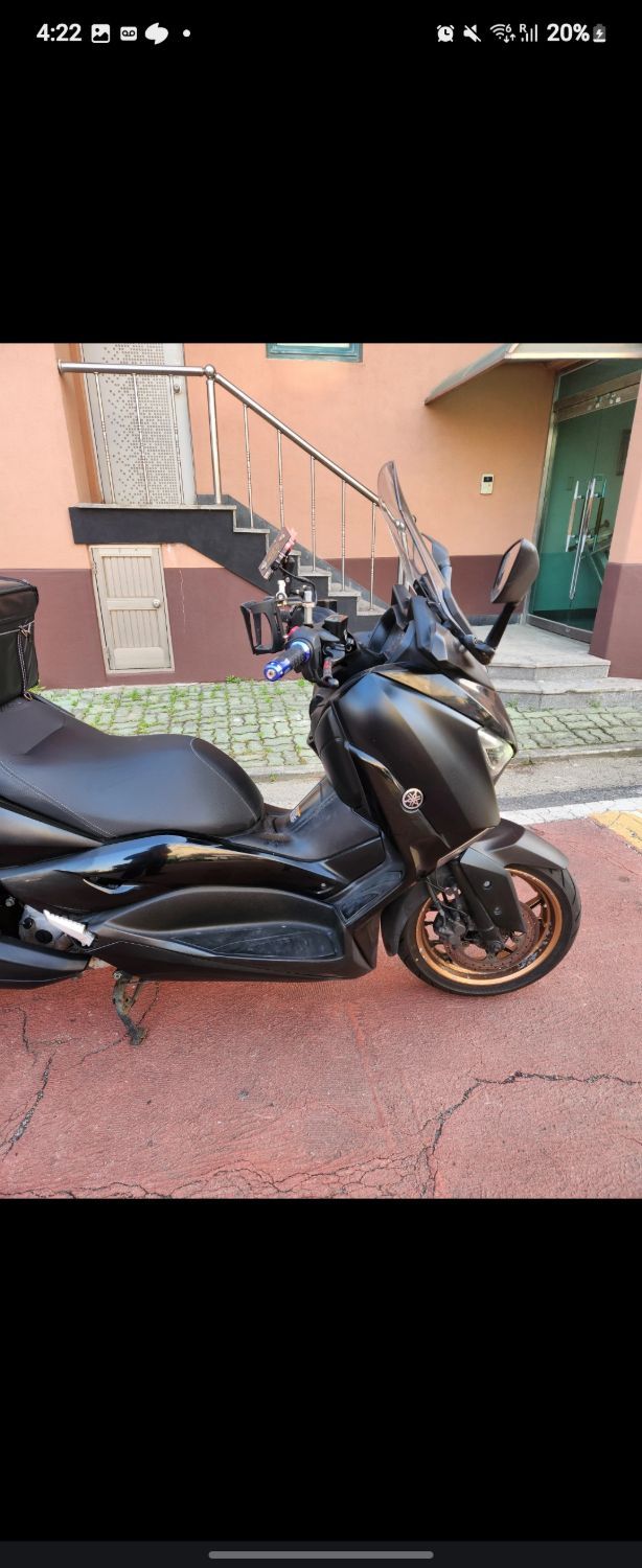 야마하 XMAX 300 ABS thumb 2