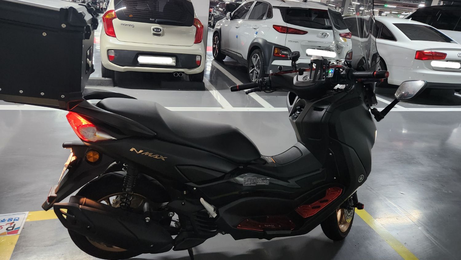 야마하 NMAX 125 more