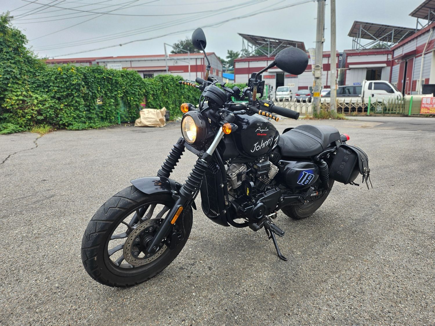 KR모터스 아퀼라 125 more