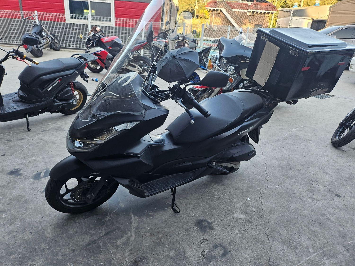 혼다 PCX 125 more