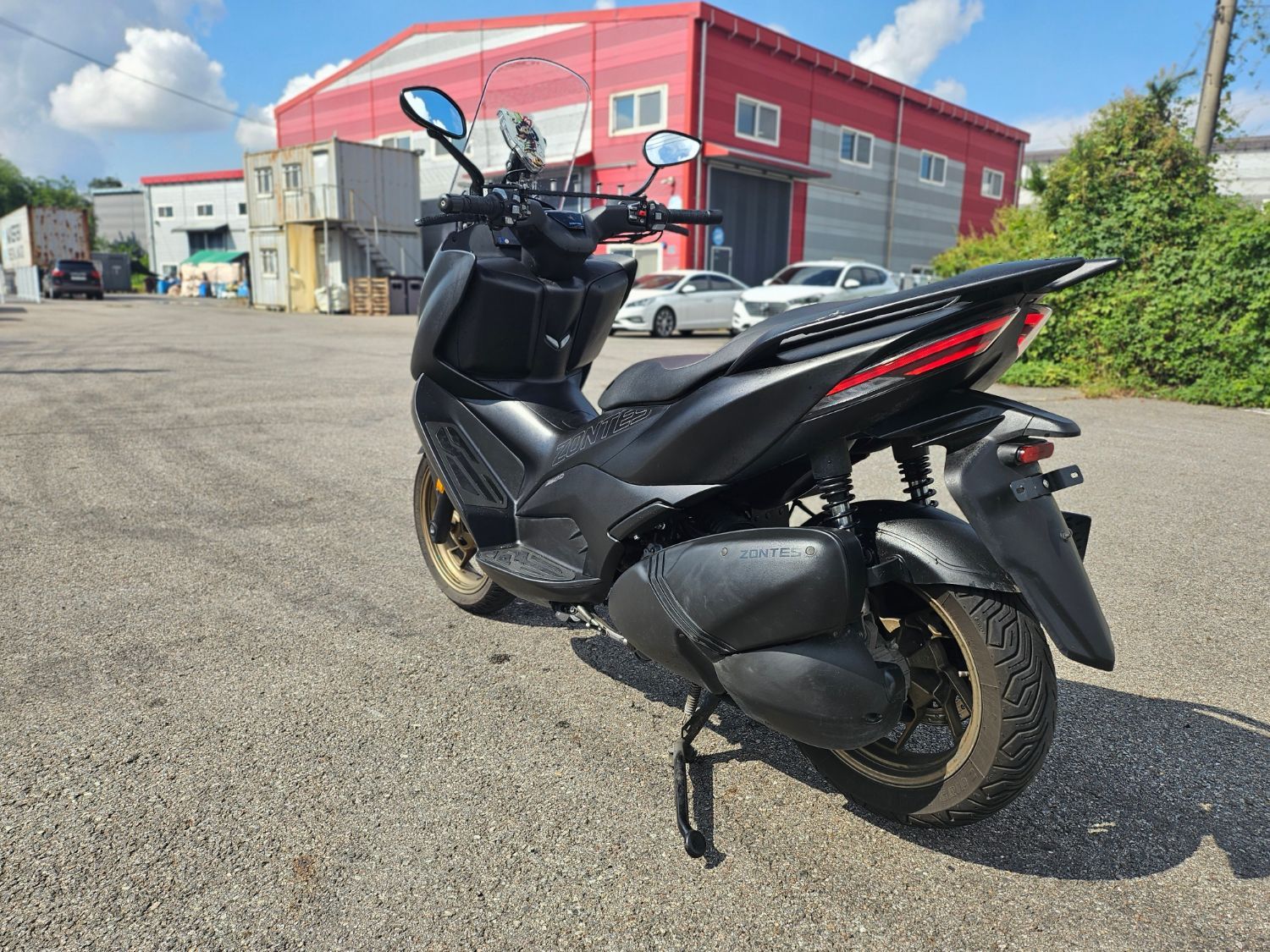 존테스 350 D thumb 2