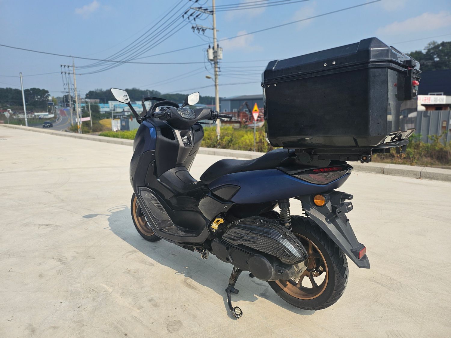 야마하 NMAX 125 main