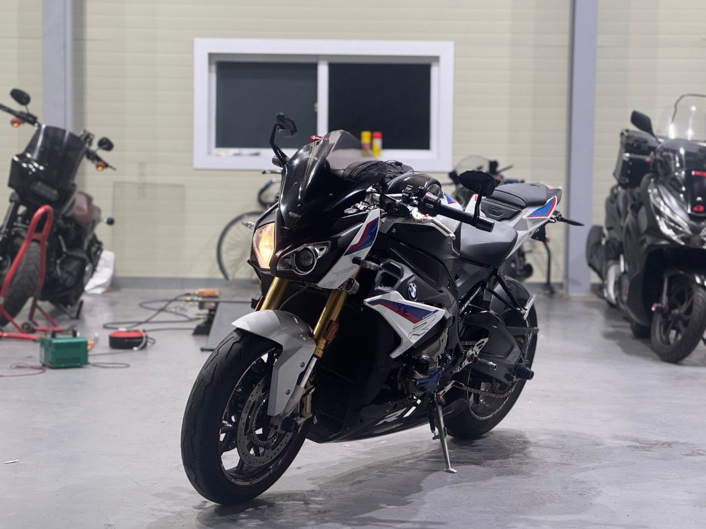 BMW S 1000 R more