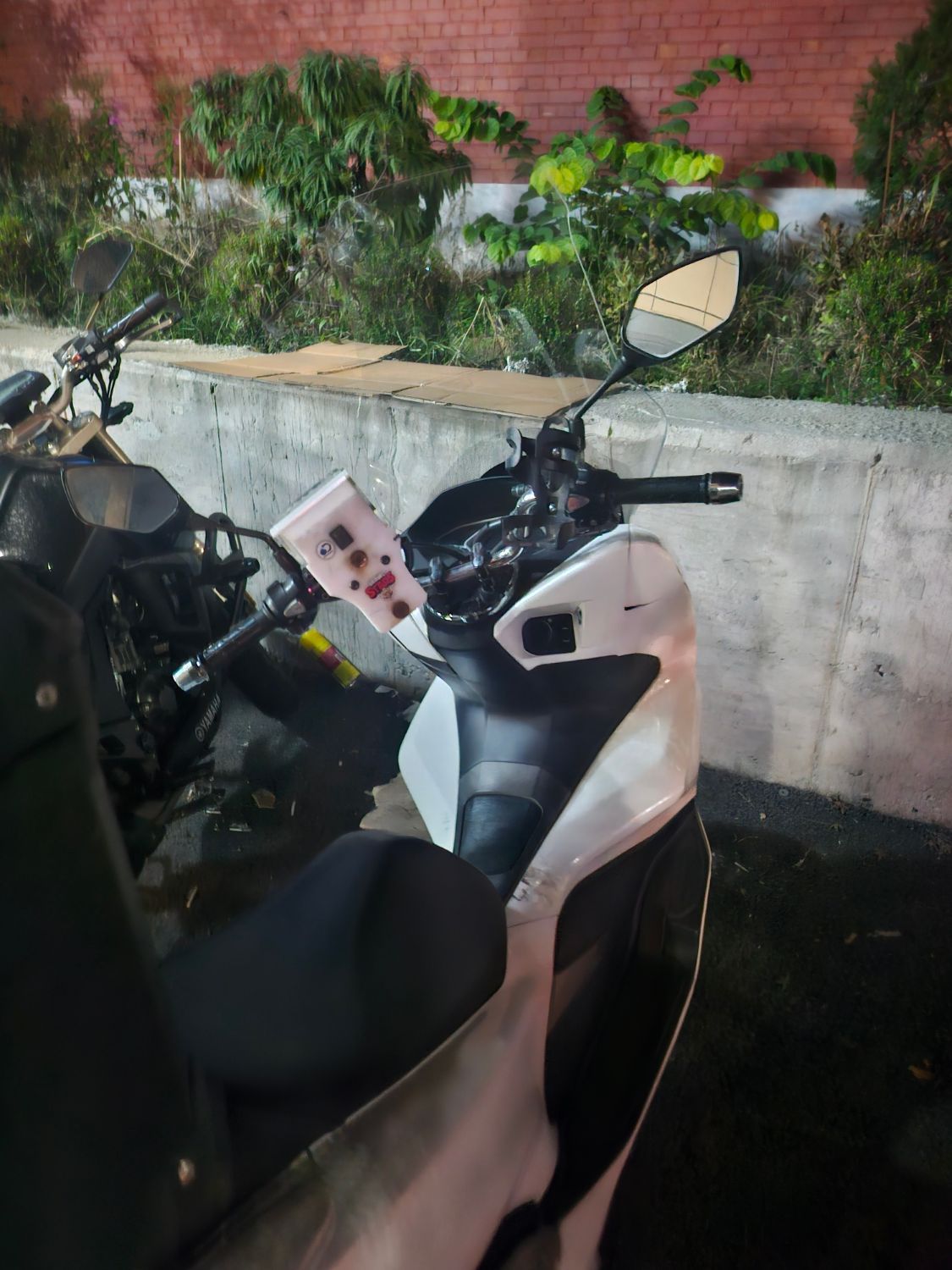 혼다 PCX 125 thumb 2