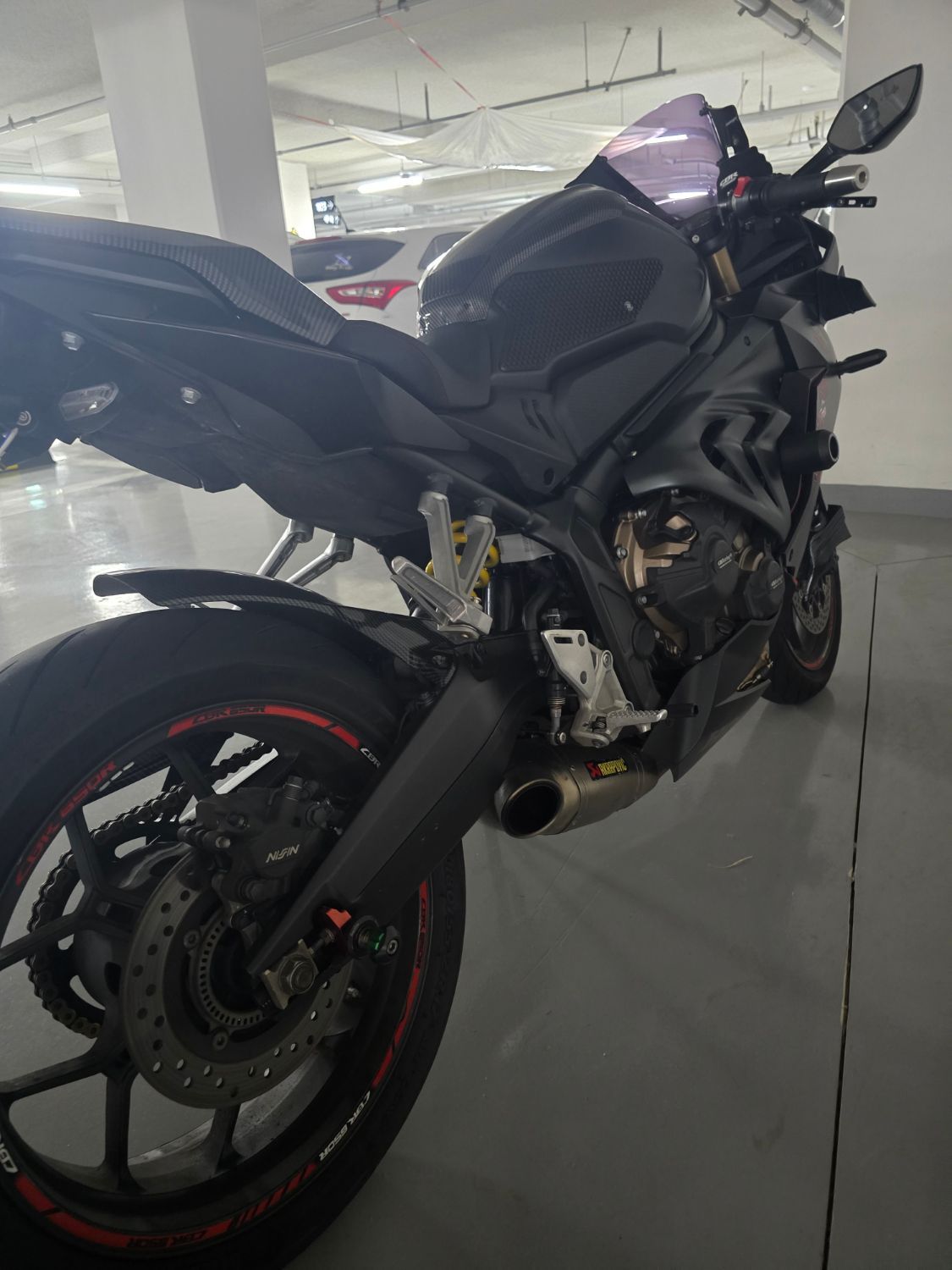 혼다 CBR 650 R MT thumb 2