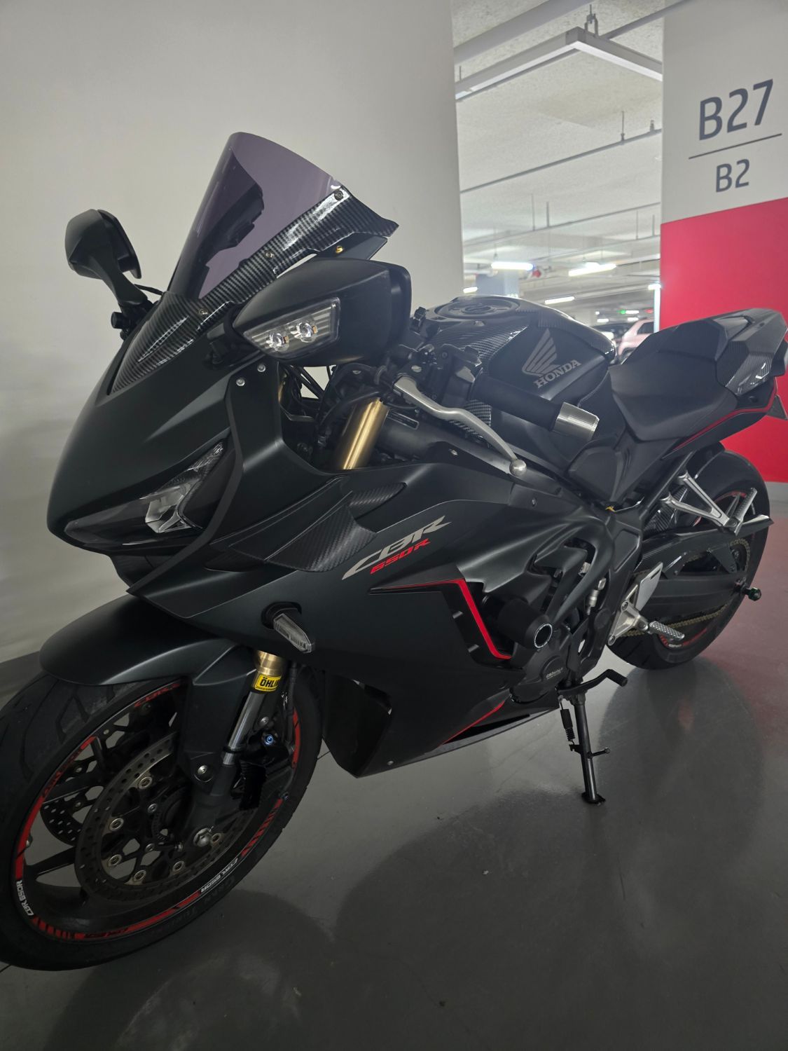 혼다 CBR 650 R MT main