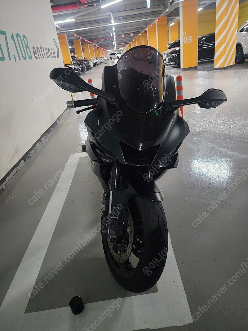 야마하 YZF R6 more