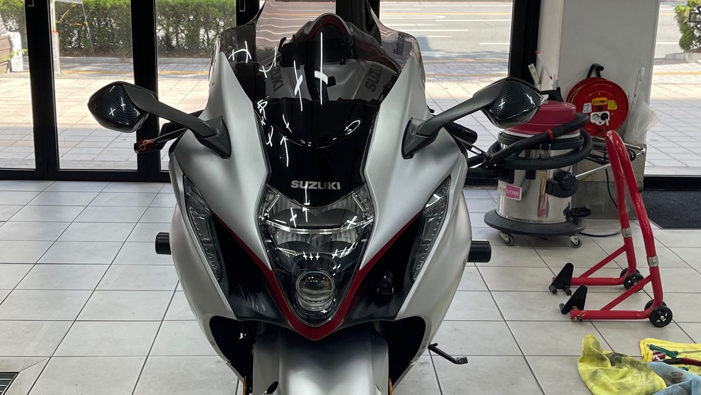 스즈키 하야부사 more