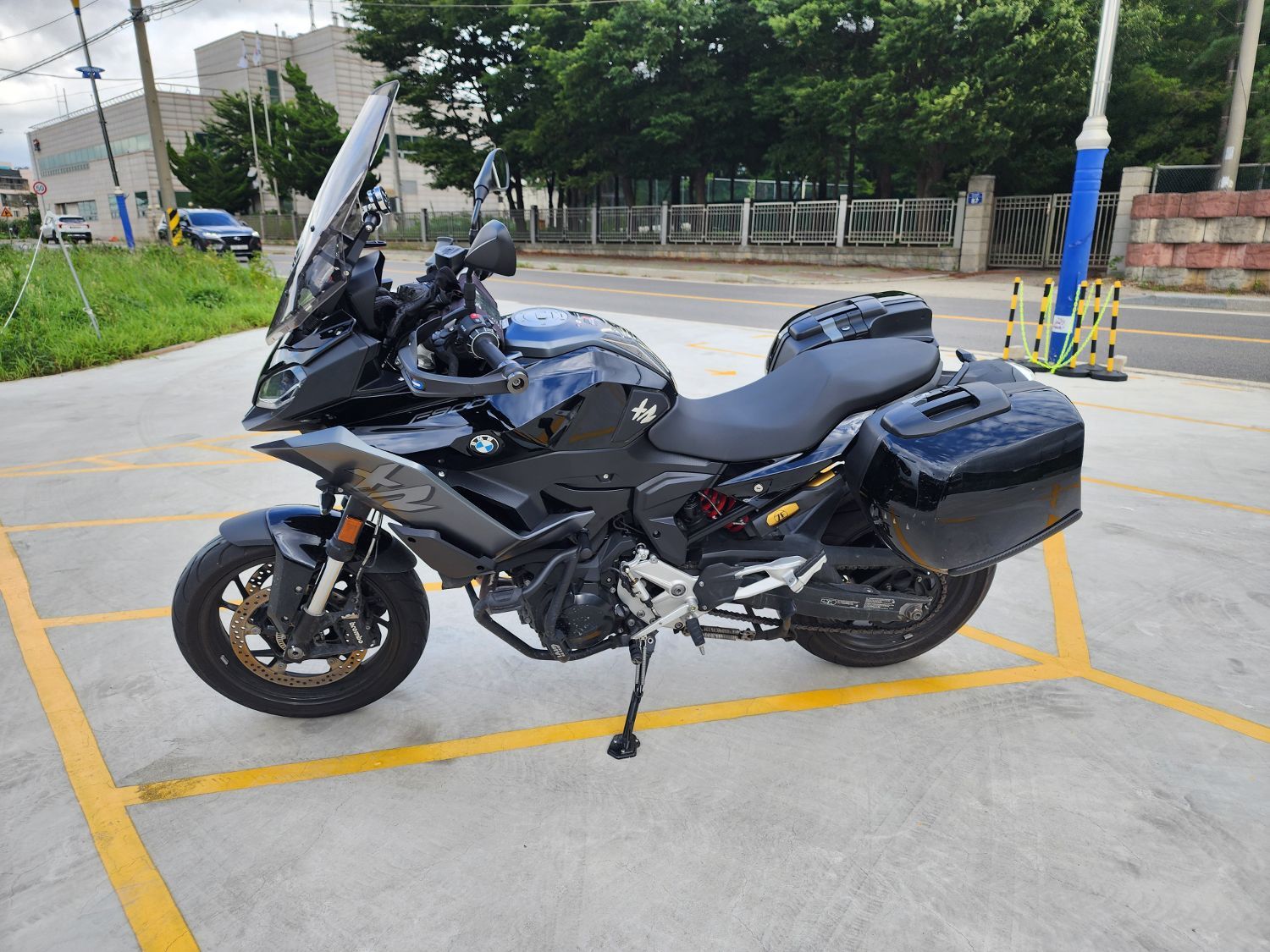 BMW F 900 XR 2022 네이비 사진 2