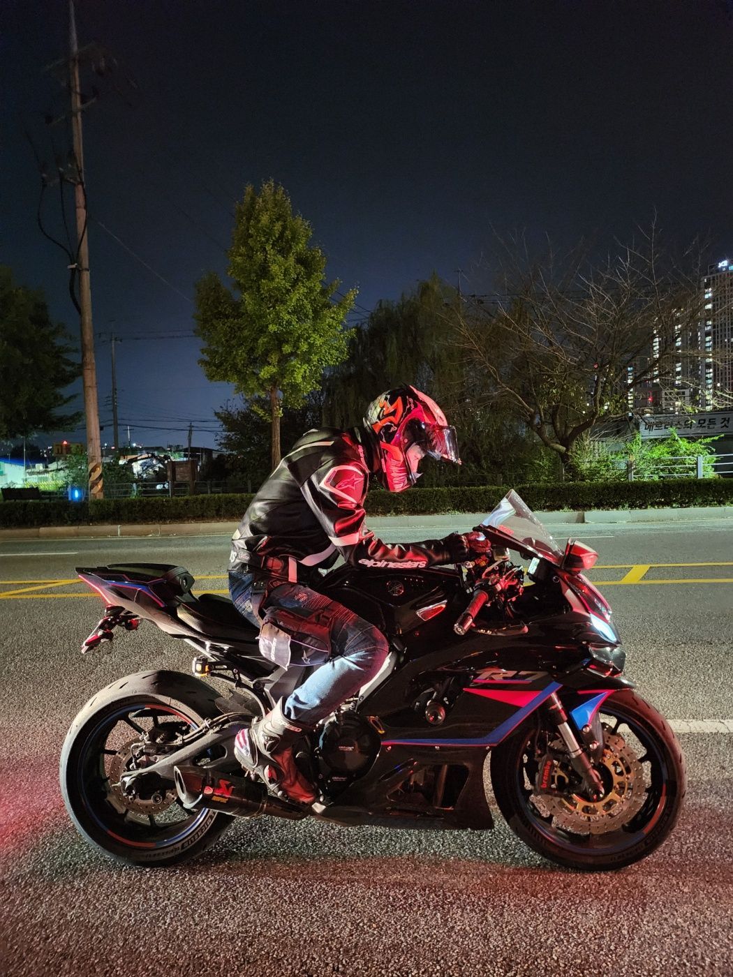 야마하 YZF R7 2022 블루 사진 2