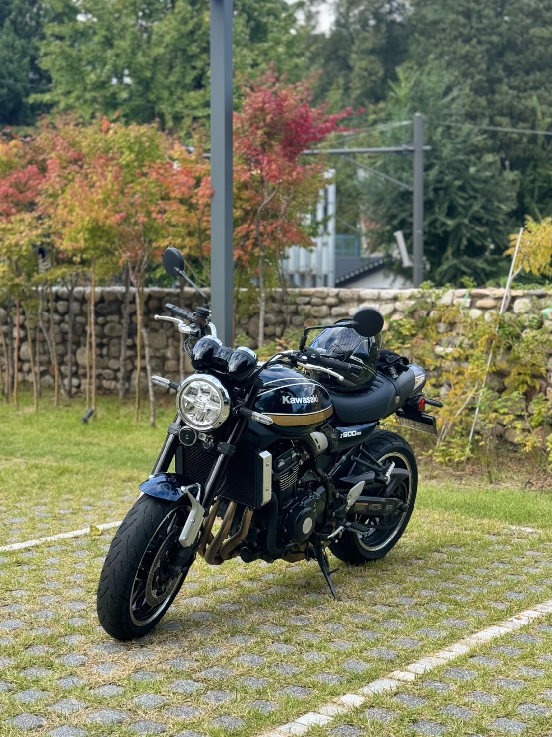 가와사키 Z 900 RS 2023 블랙 사진 2