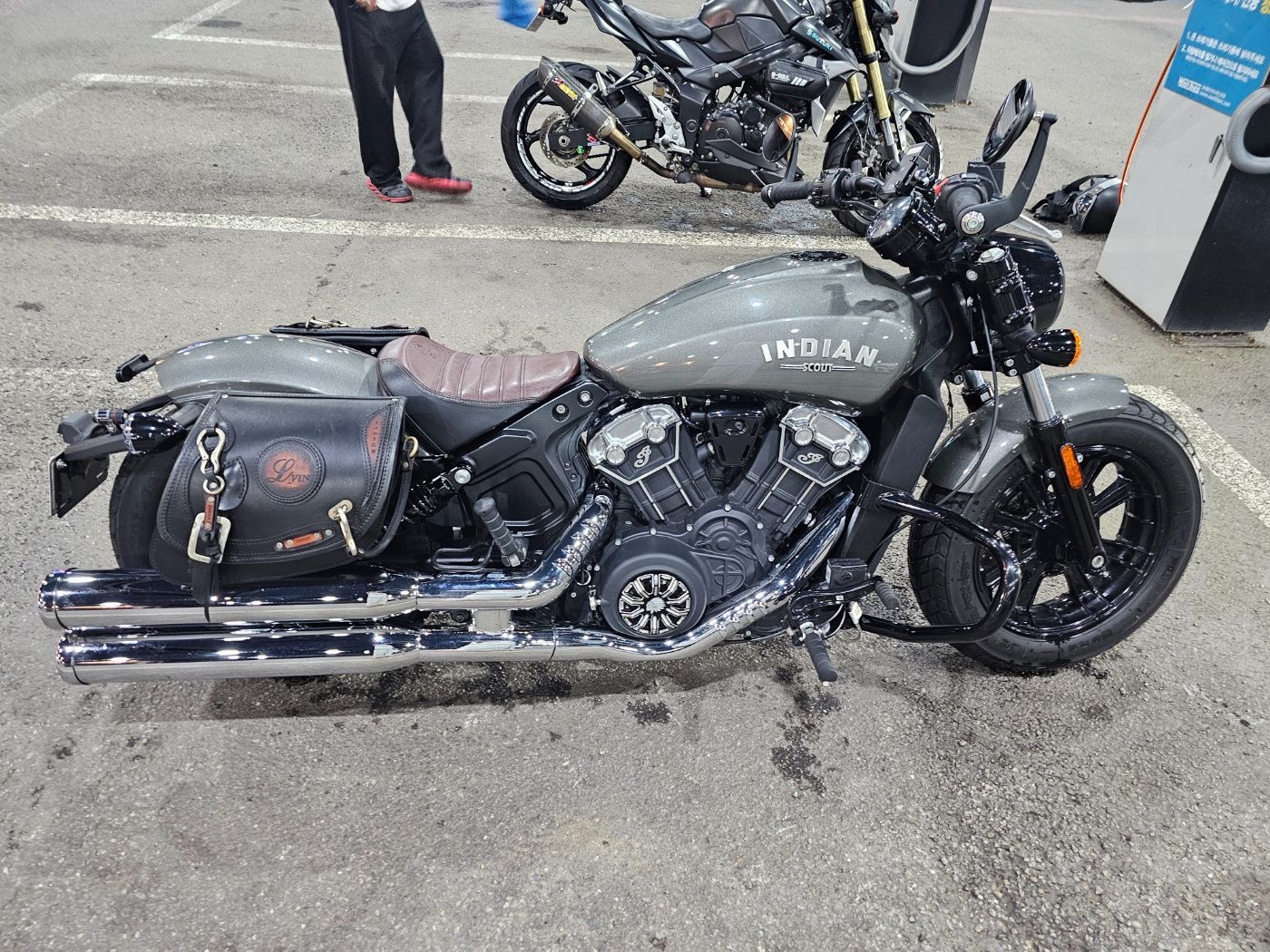 인디언모터사이클 스카우트 바버 more