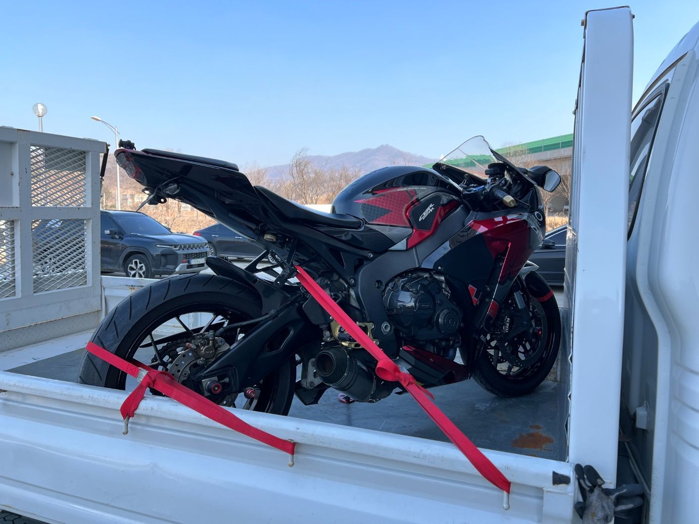 혼다 CBR 1000 RR 2014 블랙 사진 1