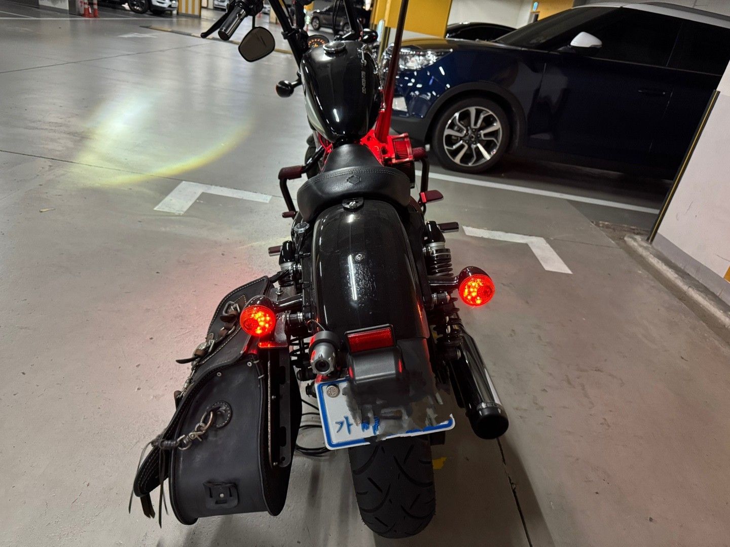 할리데이비슨 포티에잇 more