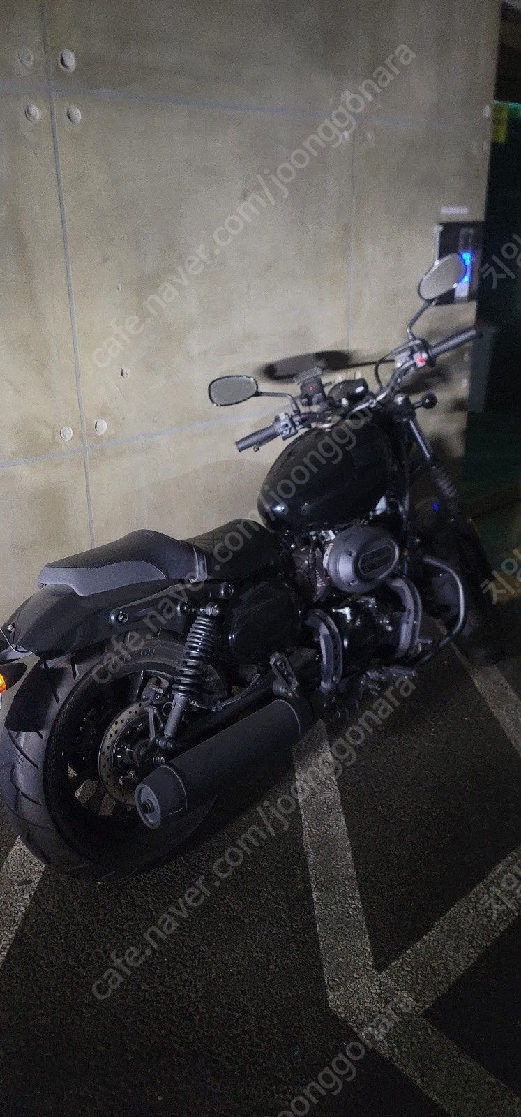 KR모터스 아퀼라 125 more