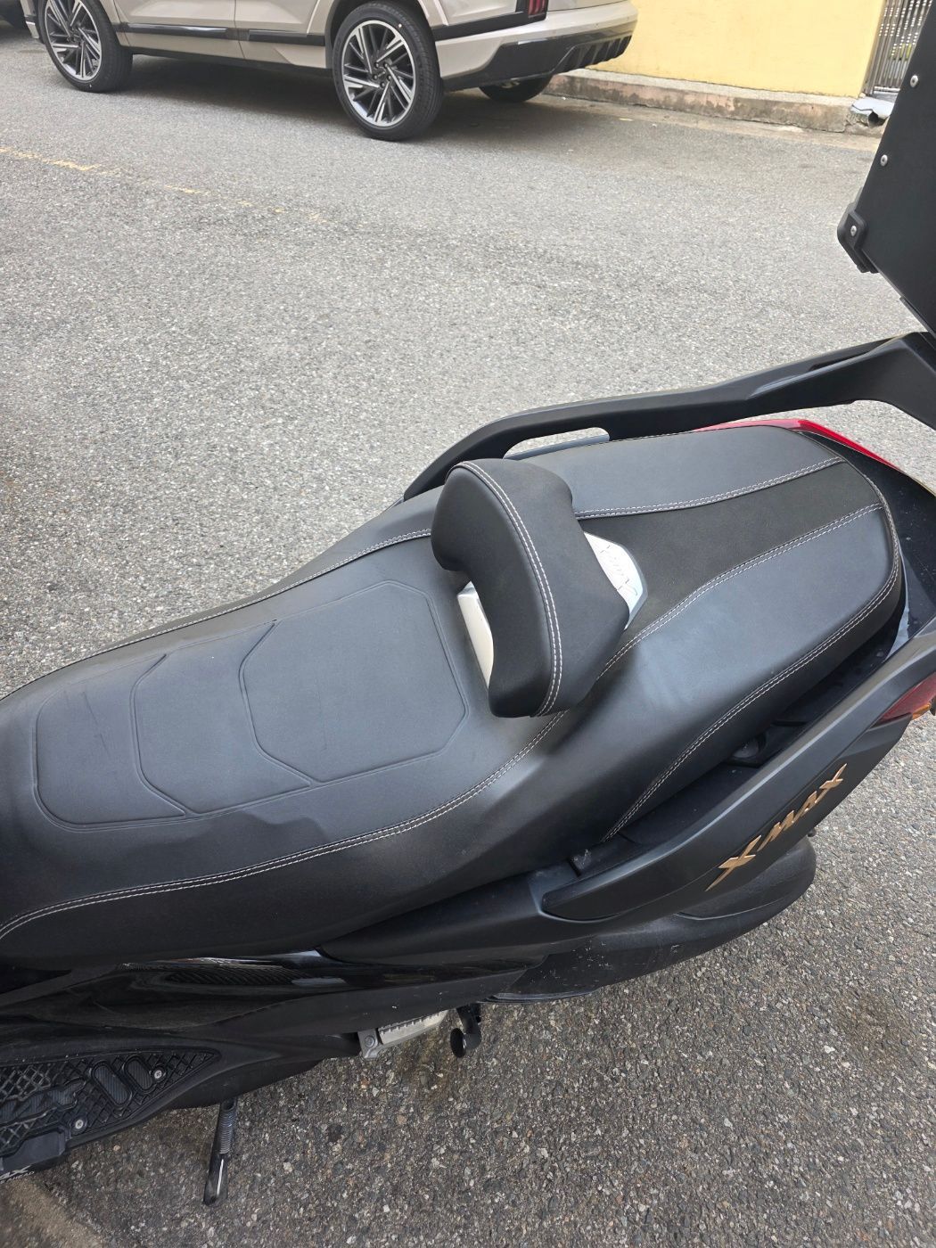 야마하 XMAX 300 ABS more