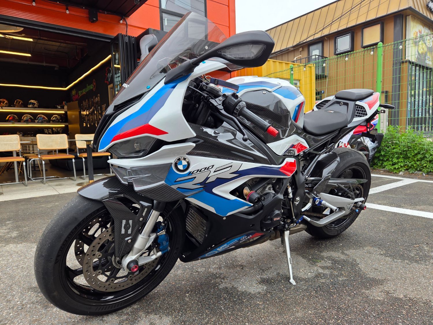 BMW M 1000 RR 2021 레드 사진 4
