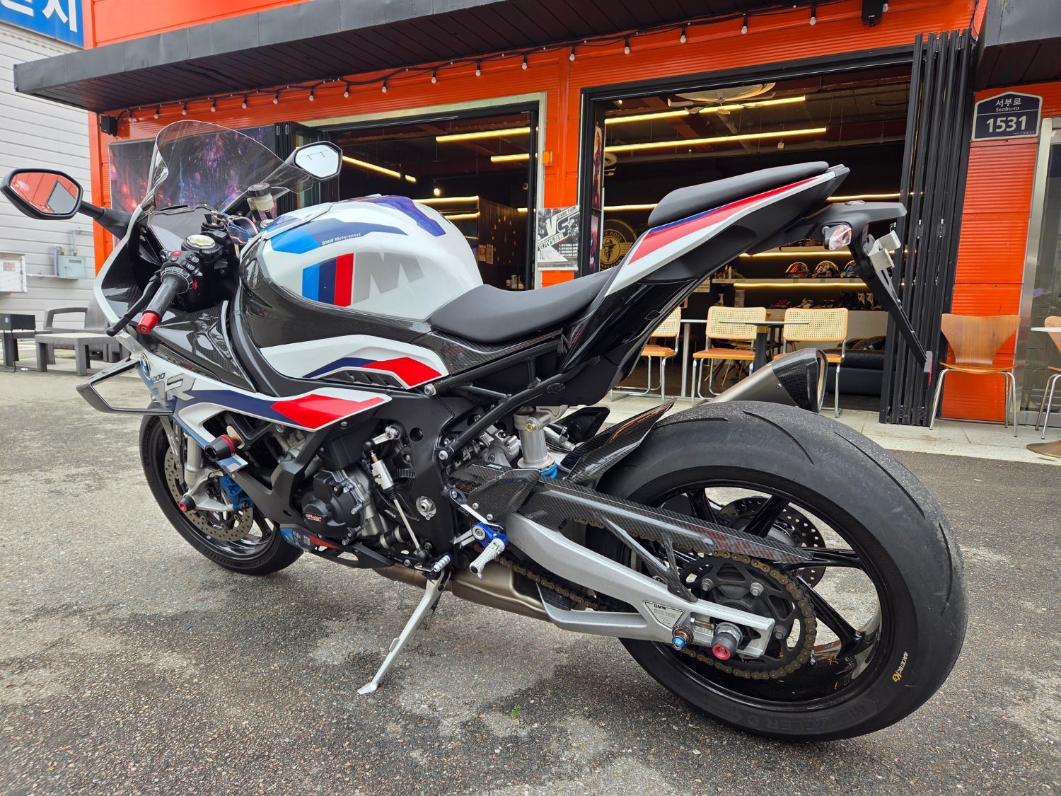 BMW M 1000 RR 2021 레드 사진 3