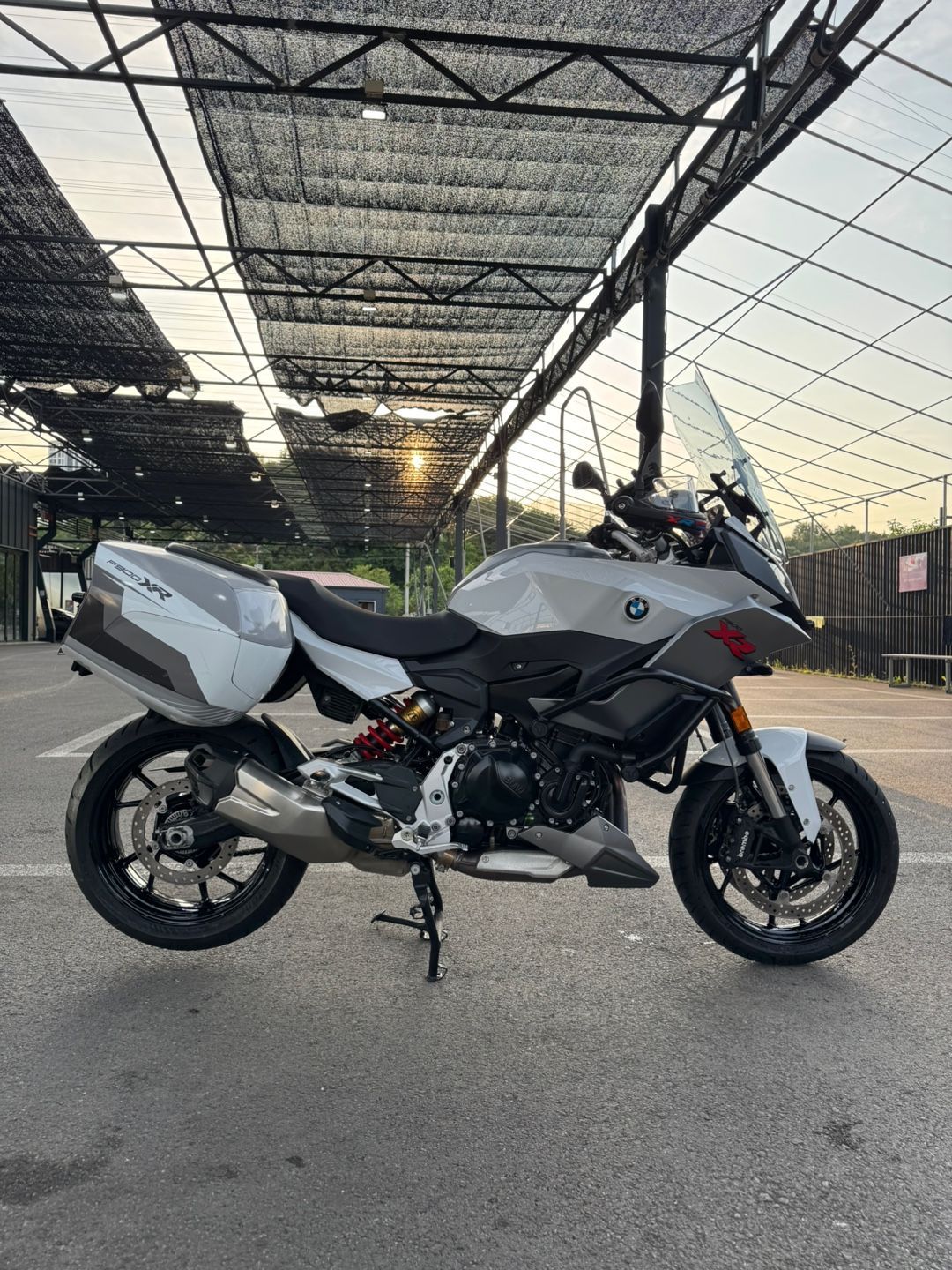 BMW F 900 XR 2024 화이트 사진 1
