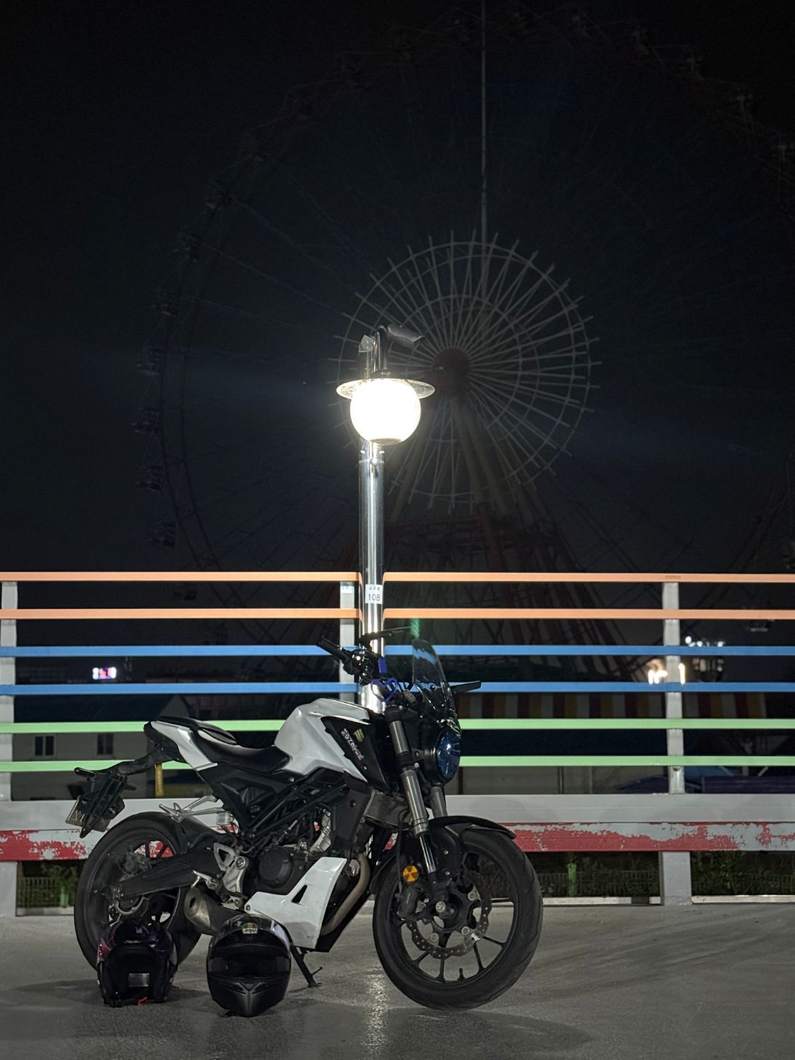 혼다 CB 125 R thumb 2