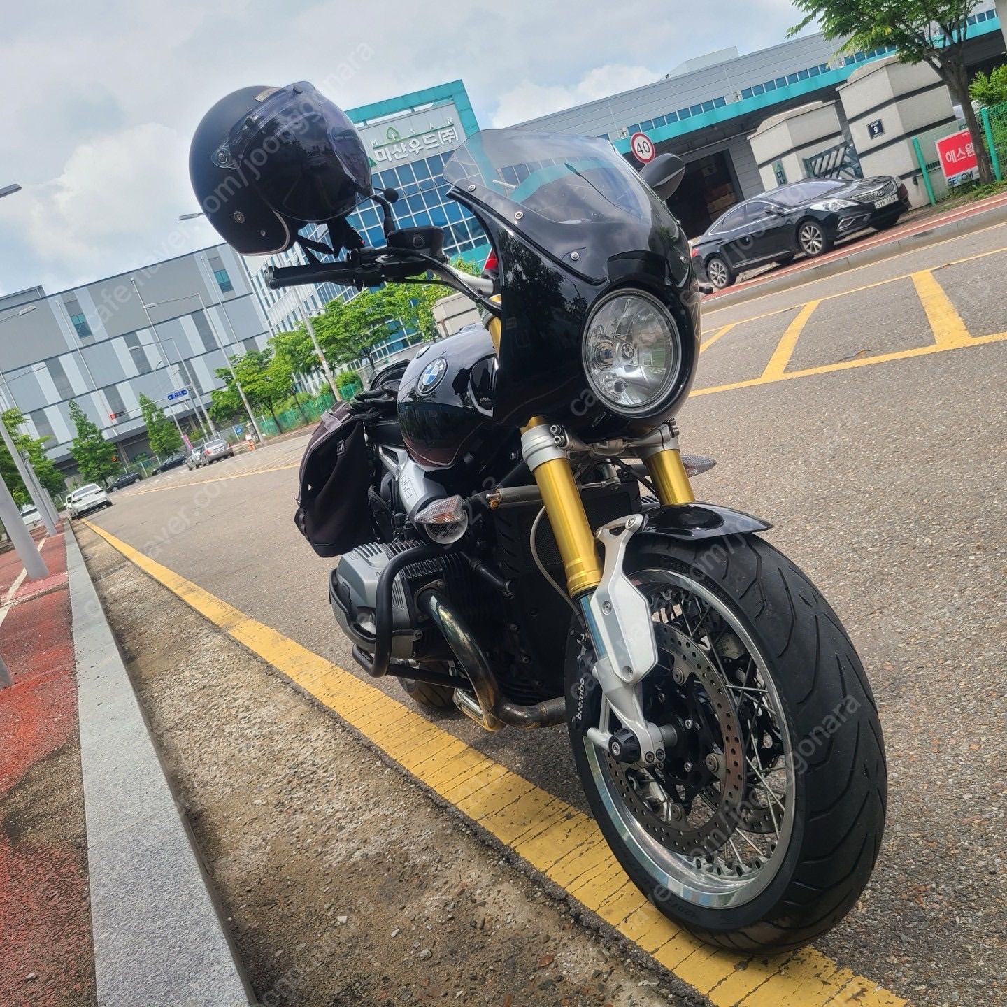 BMW R nine T 2014 실버 사진 3