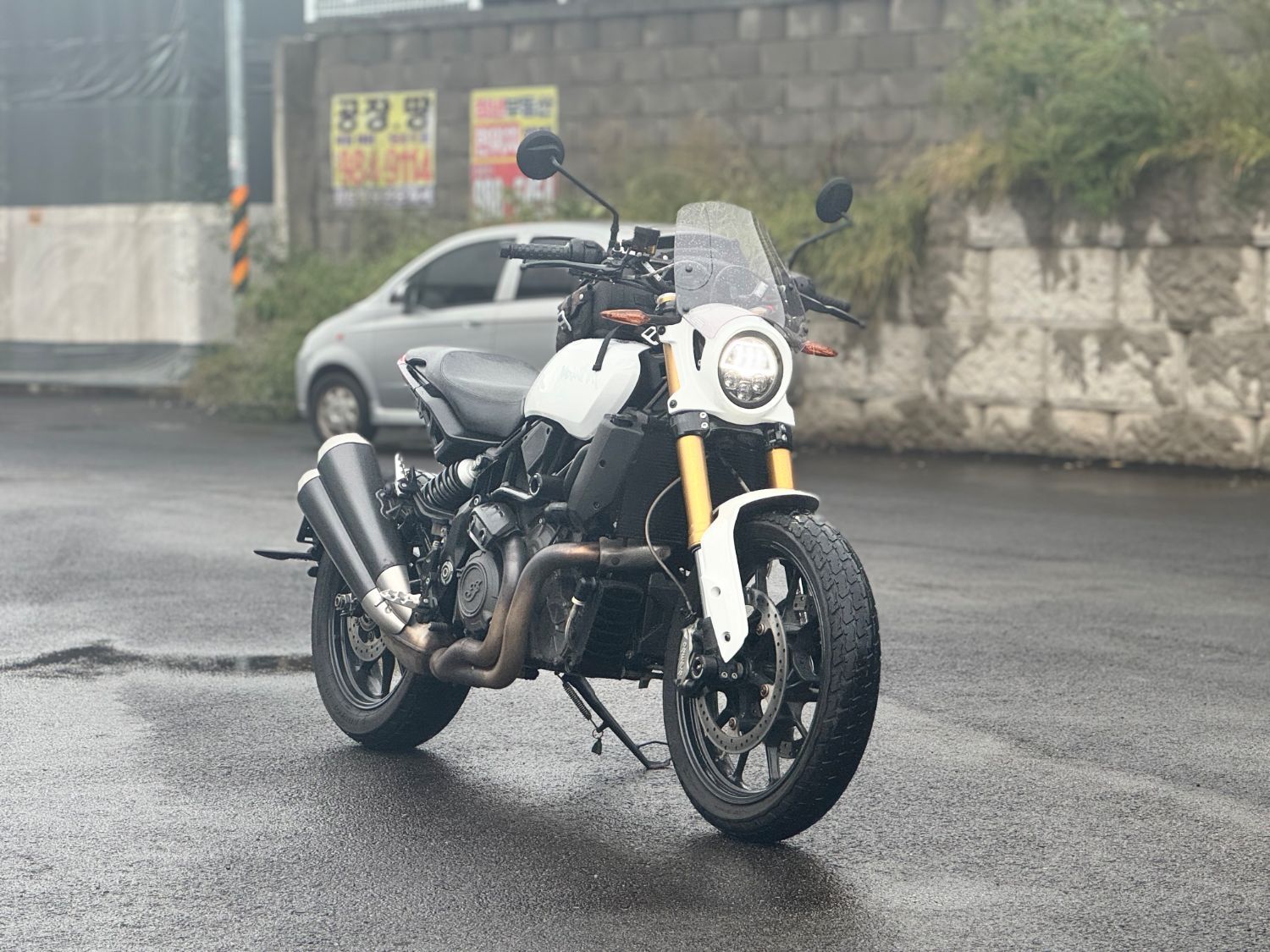 인디언모터사이클 FTR 1200 S 2019 화이트 사진 1
