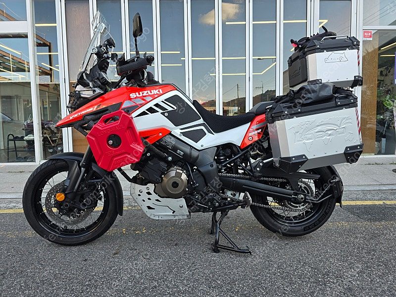 스즈키 브이스트롬 1050 XT main