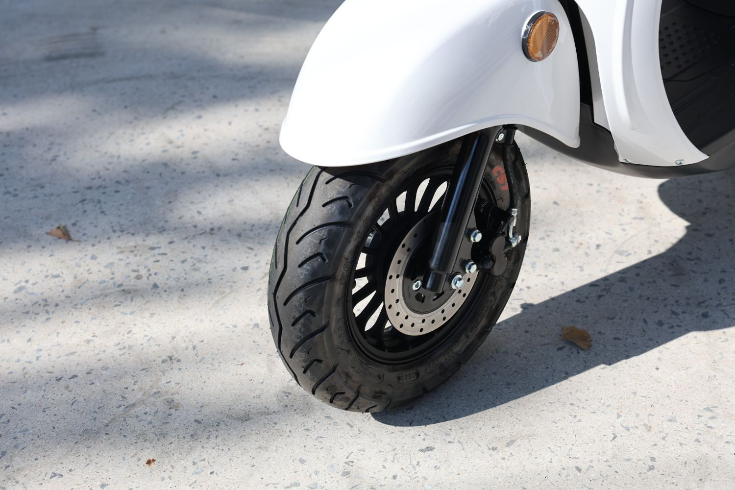 착한스쿠터 쥴리 50 more