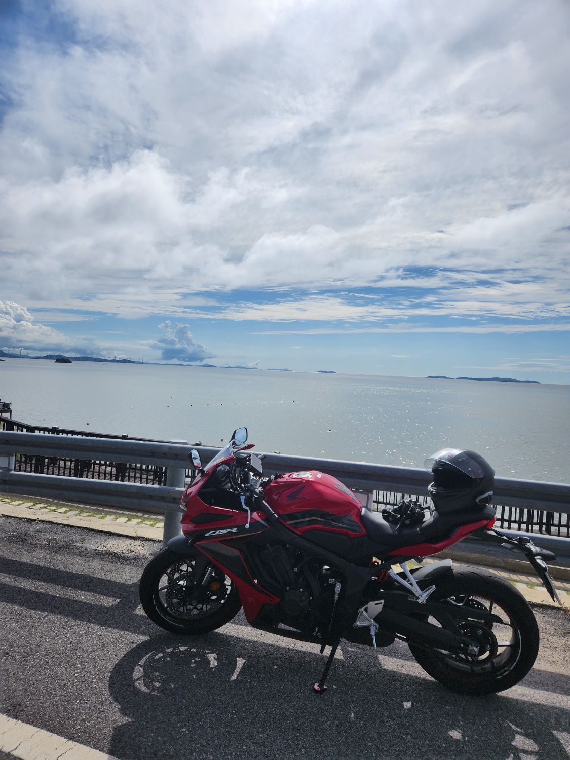 혼다 CBR 650 R 2023 레드 사진 5