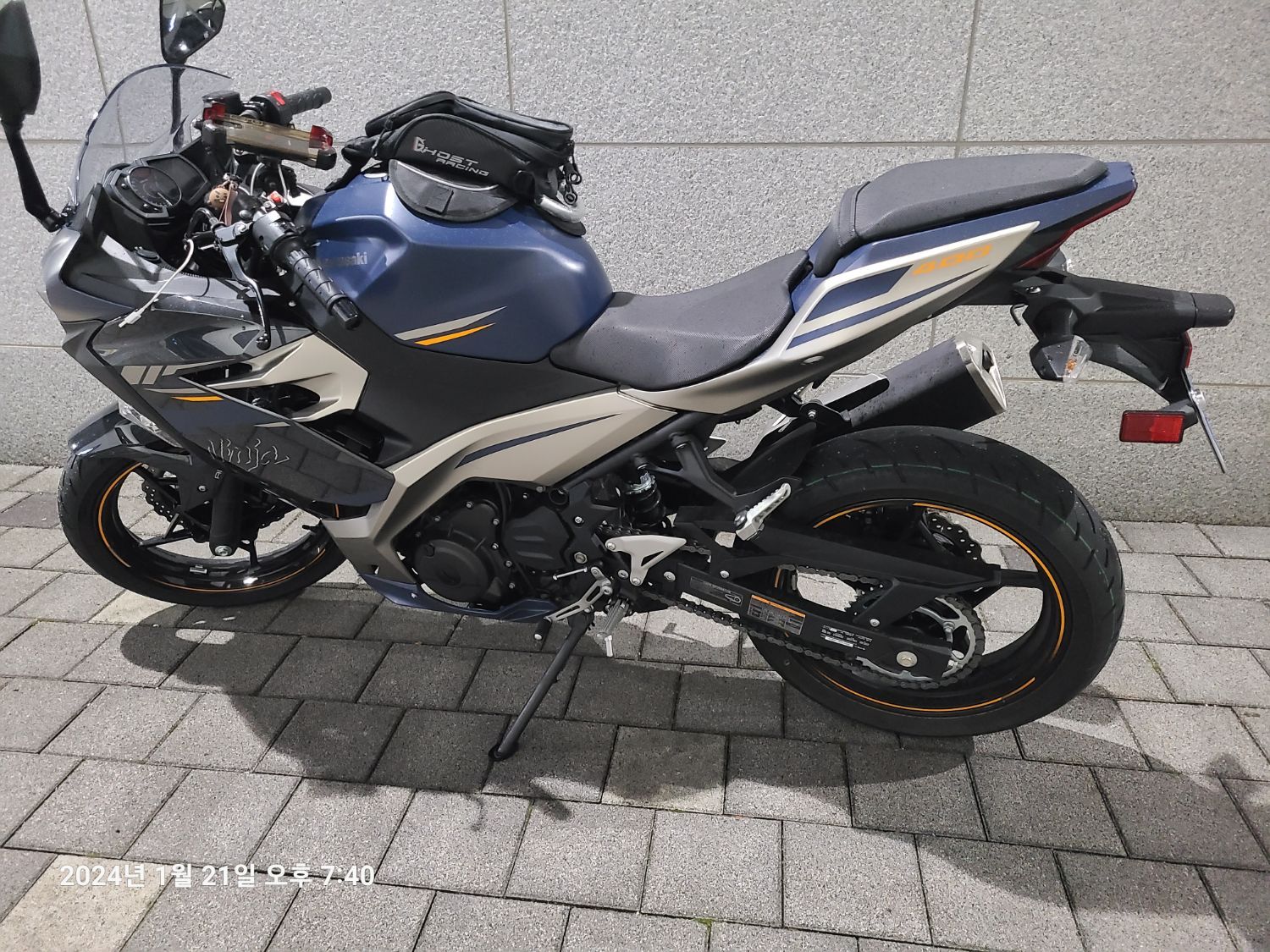 가와사키 닌자 400 ABS thumb 2