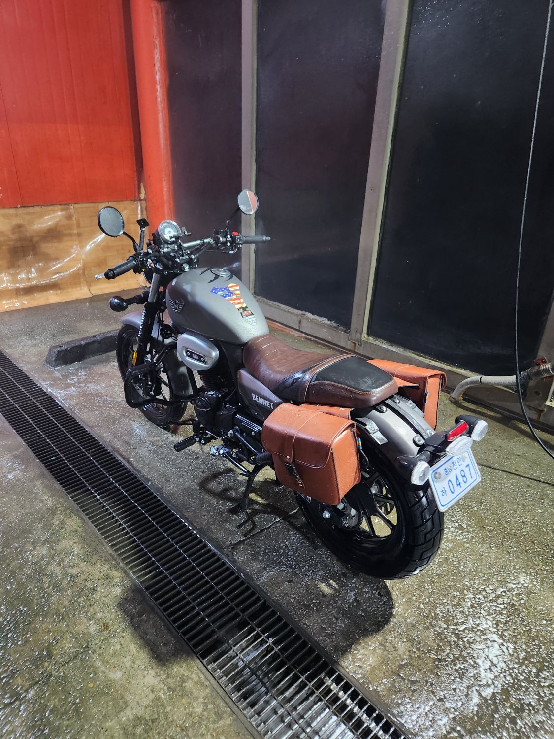 기타 베네트 125 more