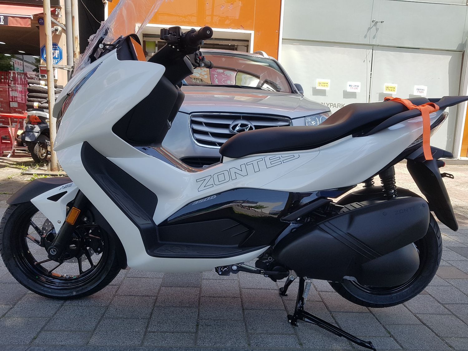 존테스 350 D thumb 2