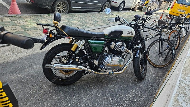 로얄엔필드 인터셉터 650 more