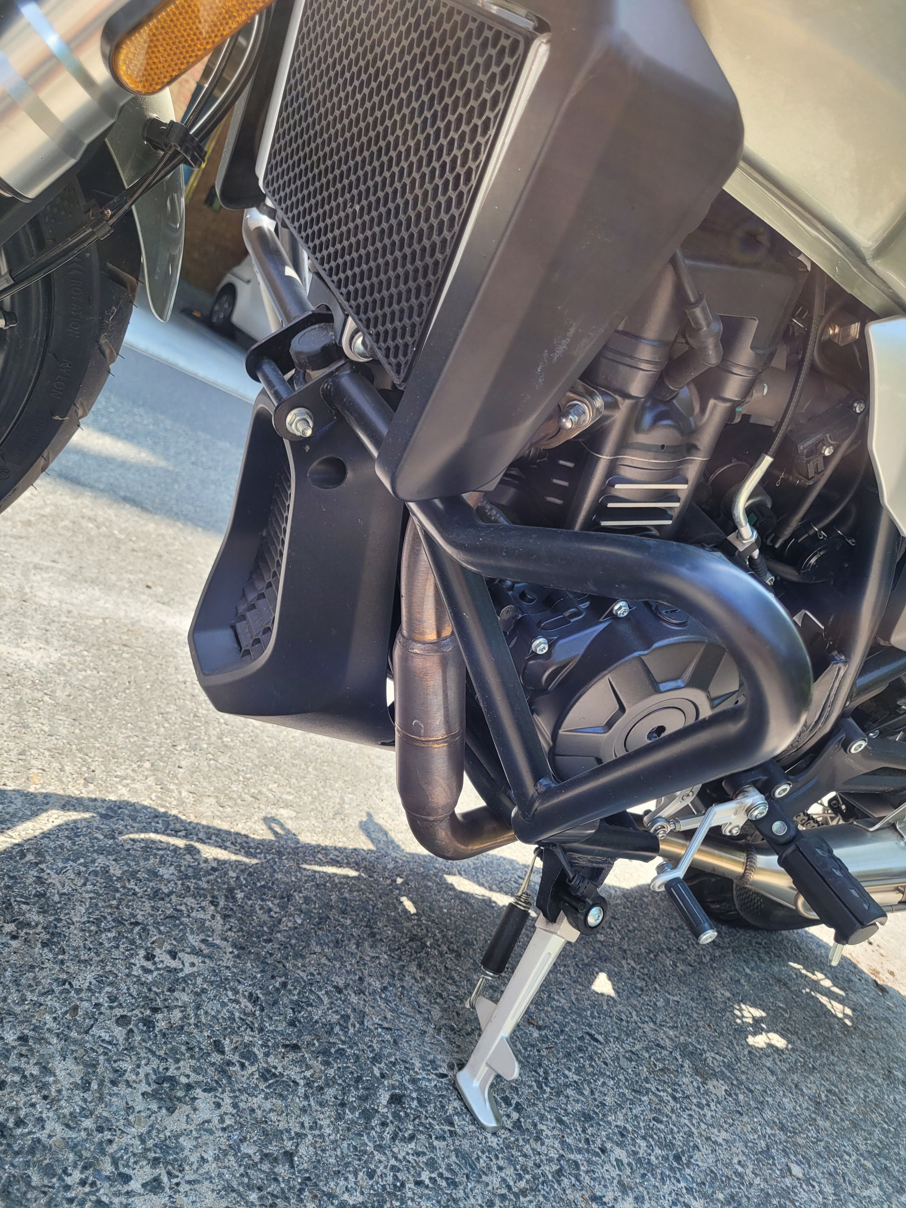 기타 뮤트 400 more