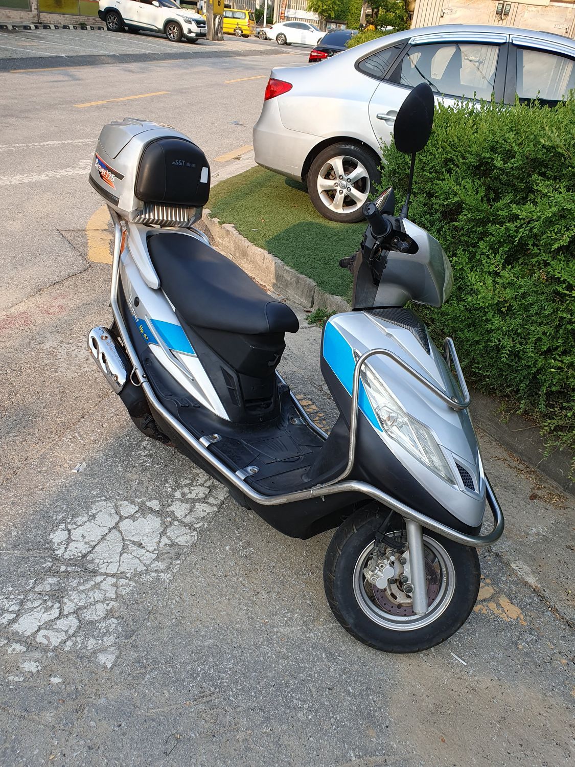 푸조 비바시티 125 main