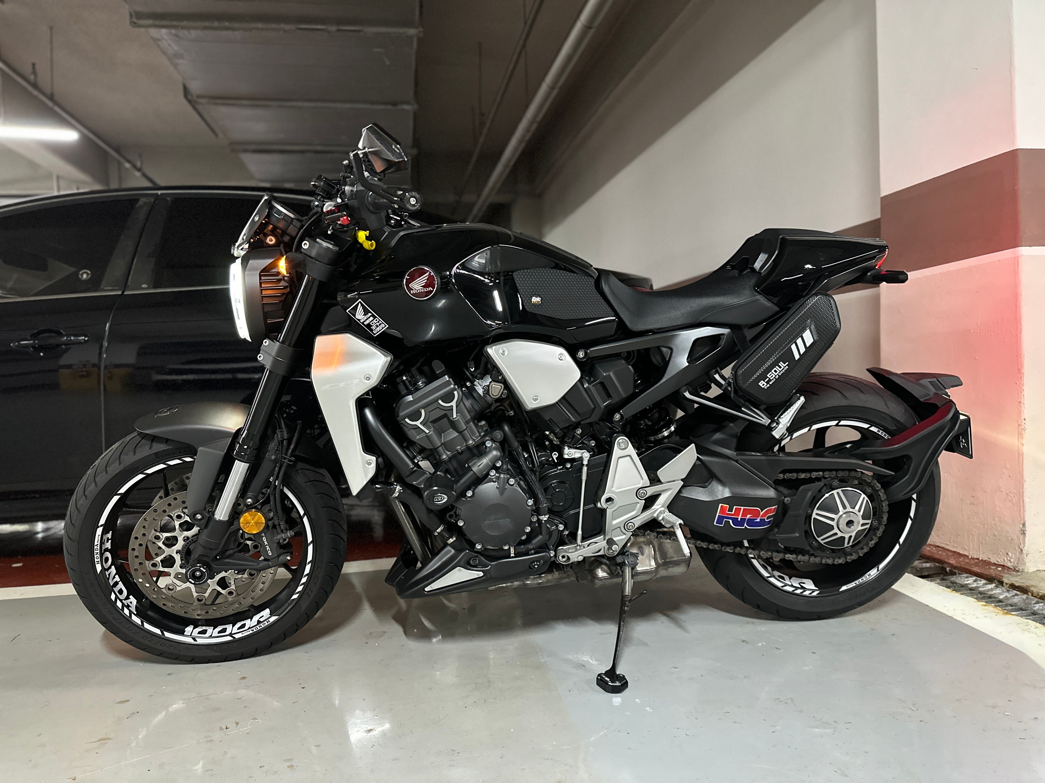 혼다 CB 1000 R more