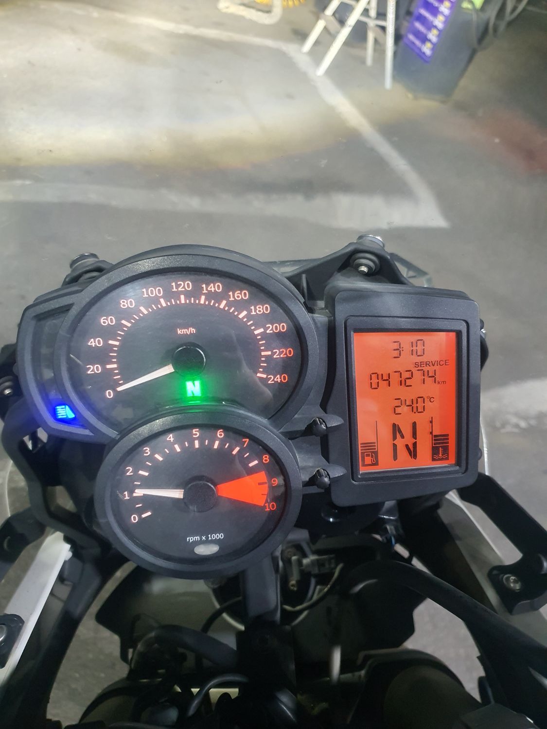 BMW F 800 GS thumb 2