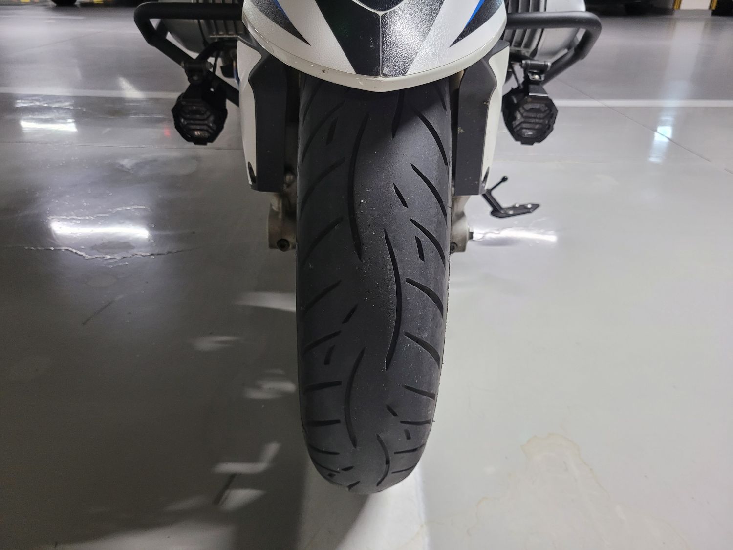 BMW R 1250 RT 2020 화이트 사진 2