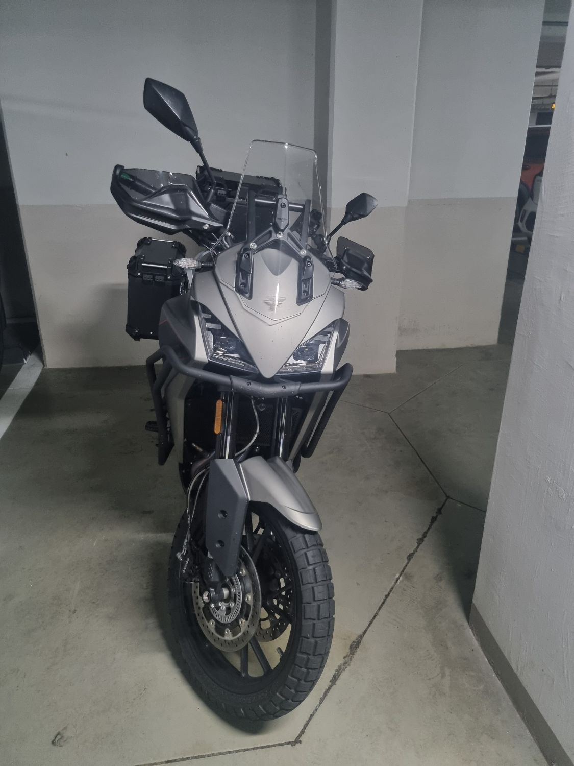 기타 엑스케이프 650 main