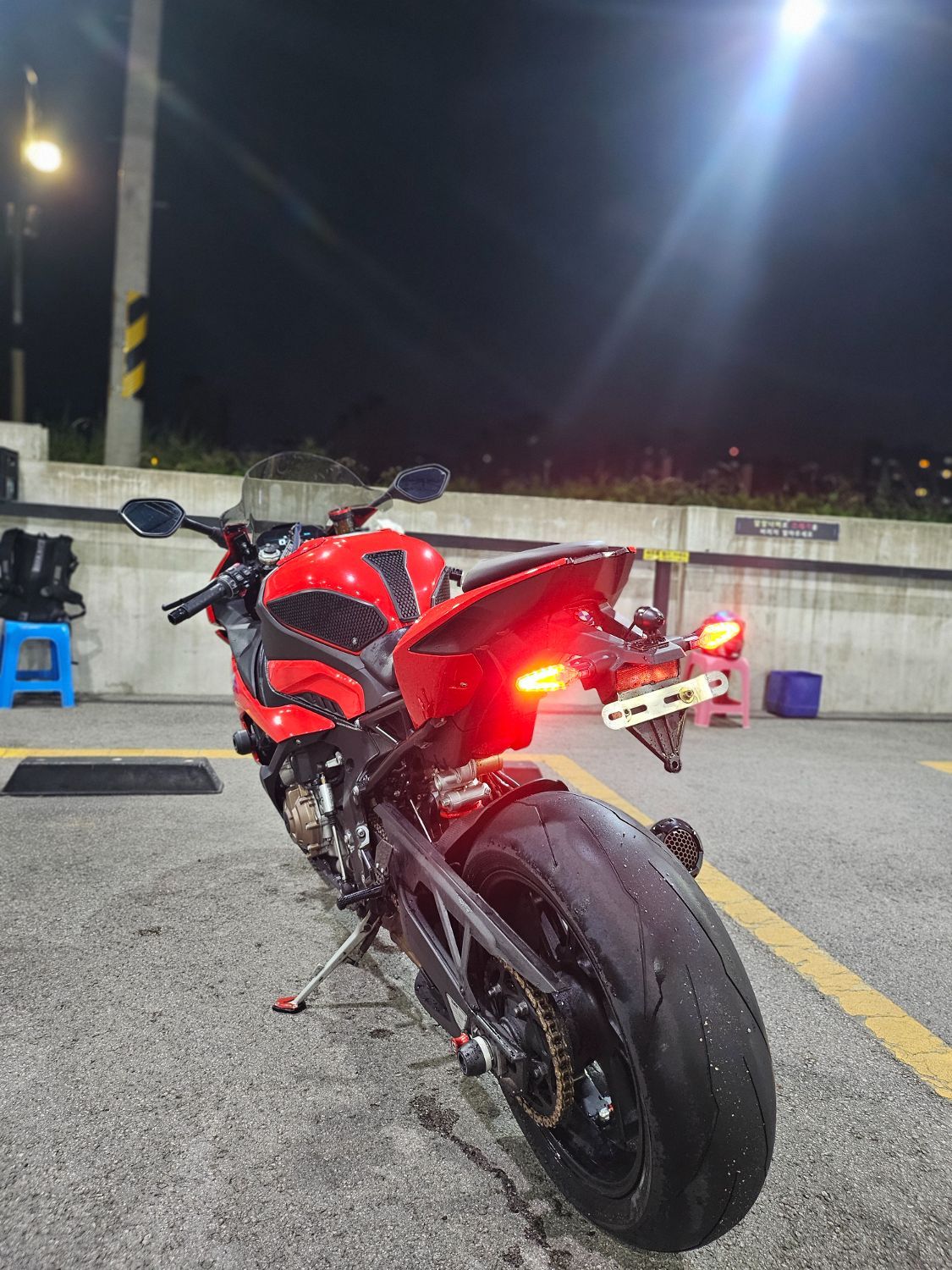 BMW S 1000 RR more