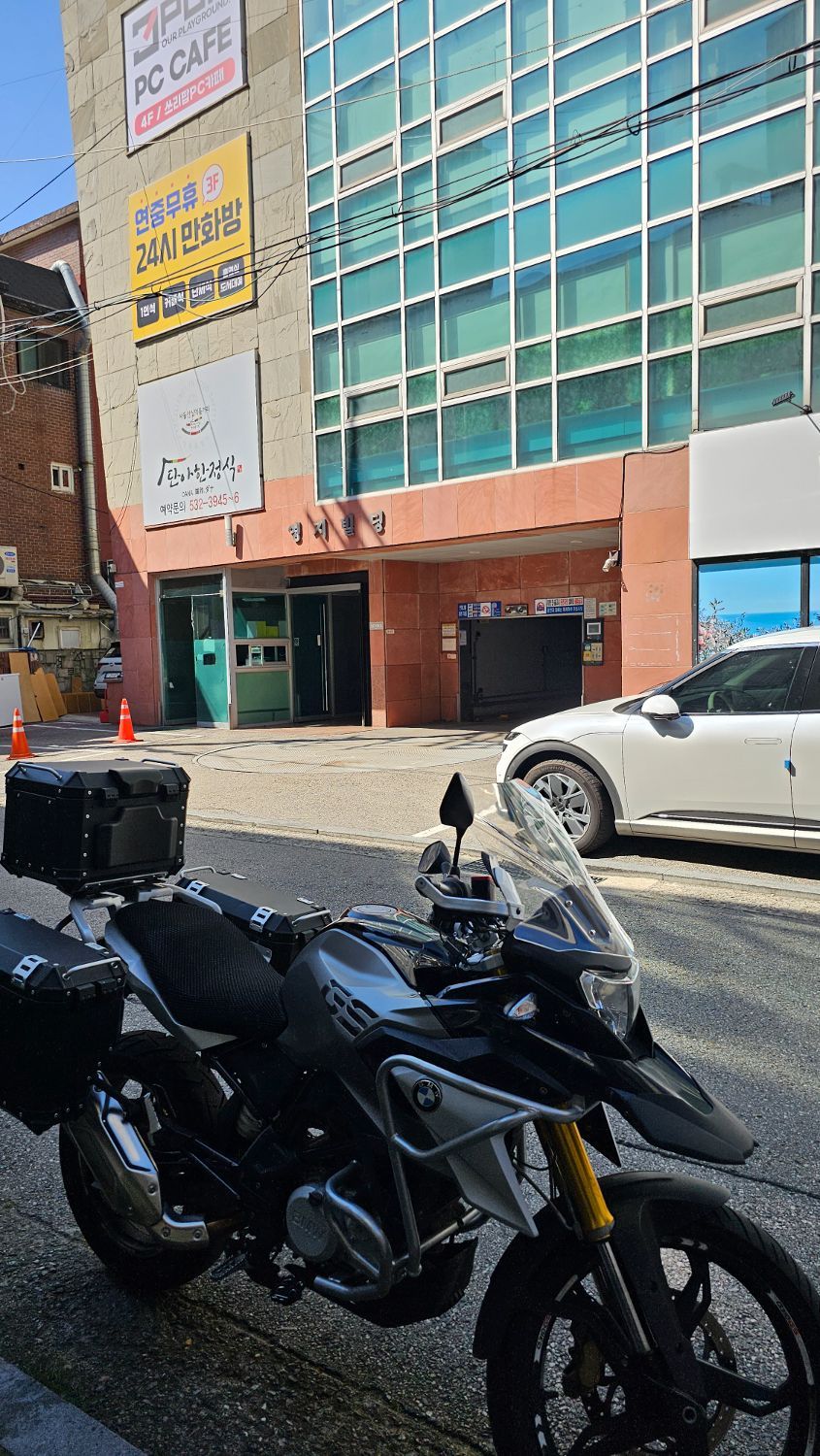 BMW G 310 GS thumb 2