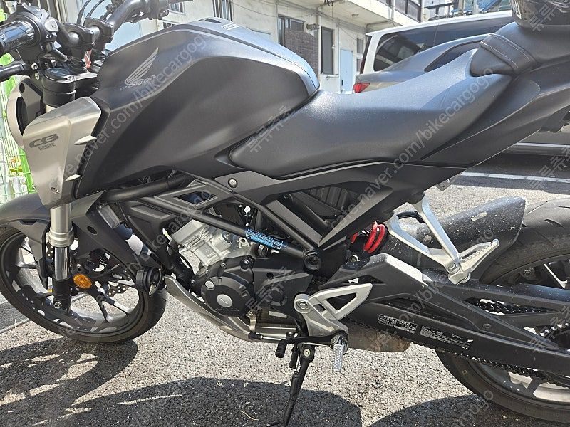 혼다 CB 125 R thumb 2