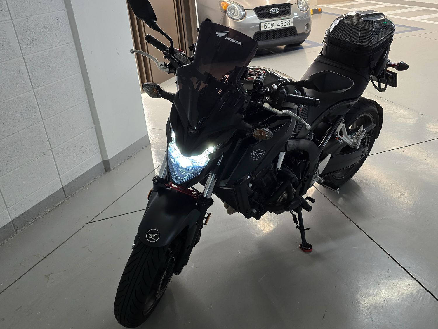 혼다 CB 650 F 2017 블랙 사진 2