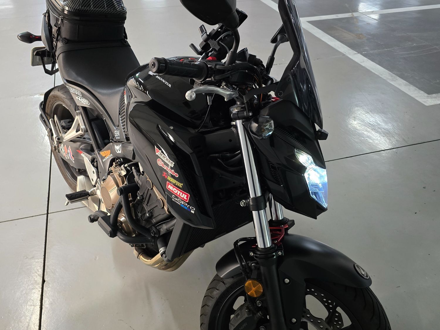 혼다 CB 650 F 2017 블랙 사진 3