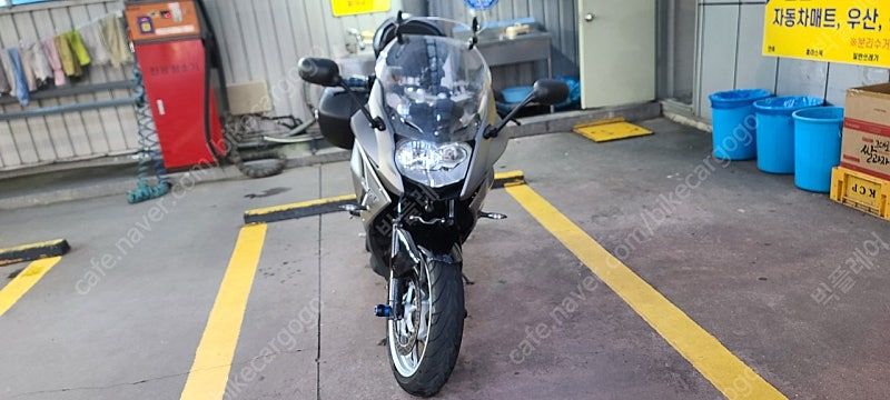BMW F 800 GT thumb 2