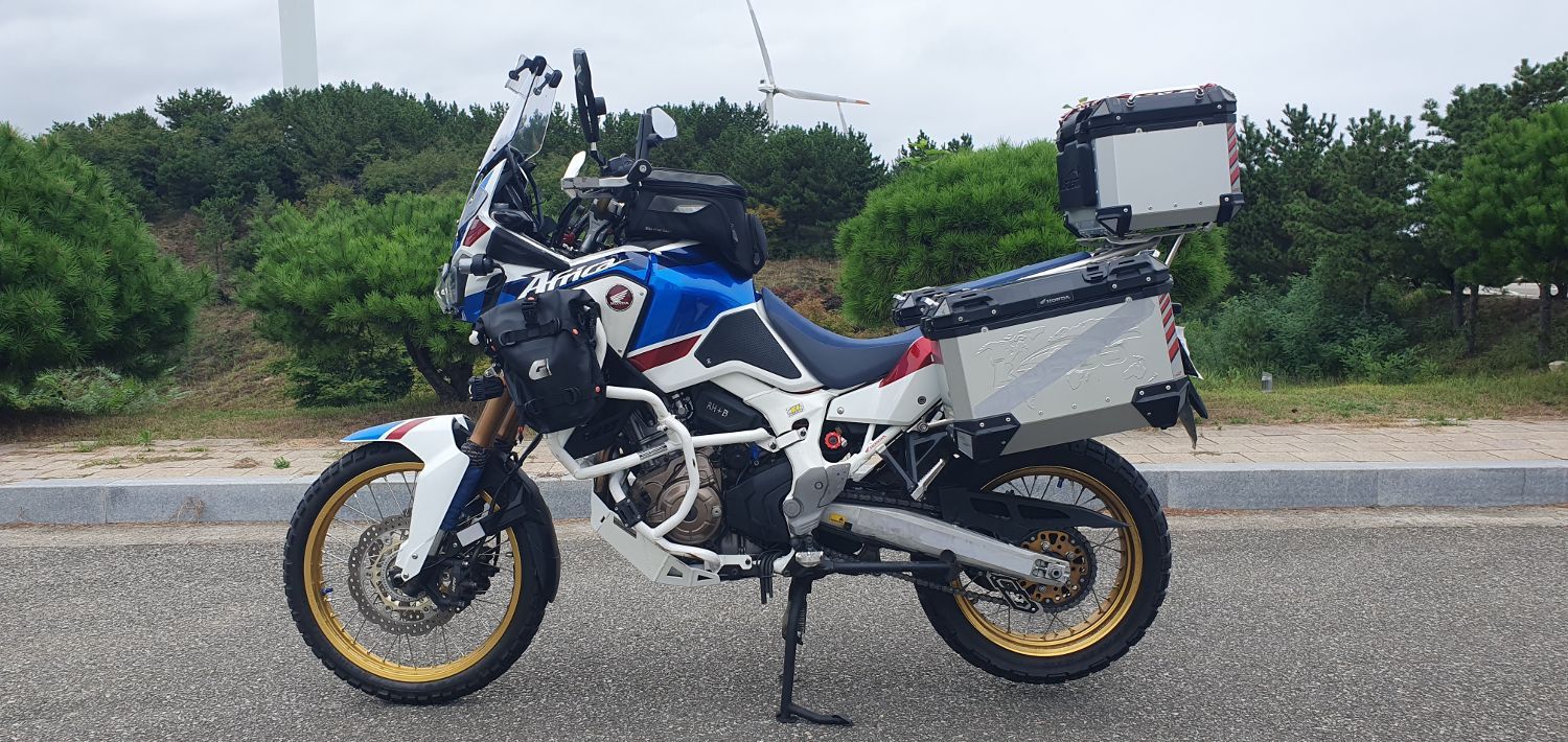 혼다 아프리카 트윈 CRF 1000 L DCT 2019 화이트 사진 4