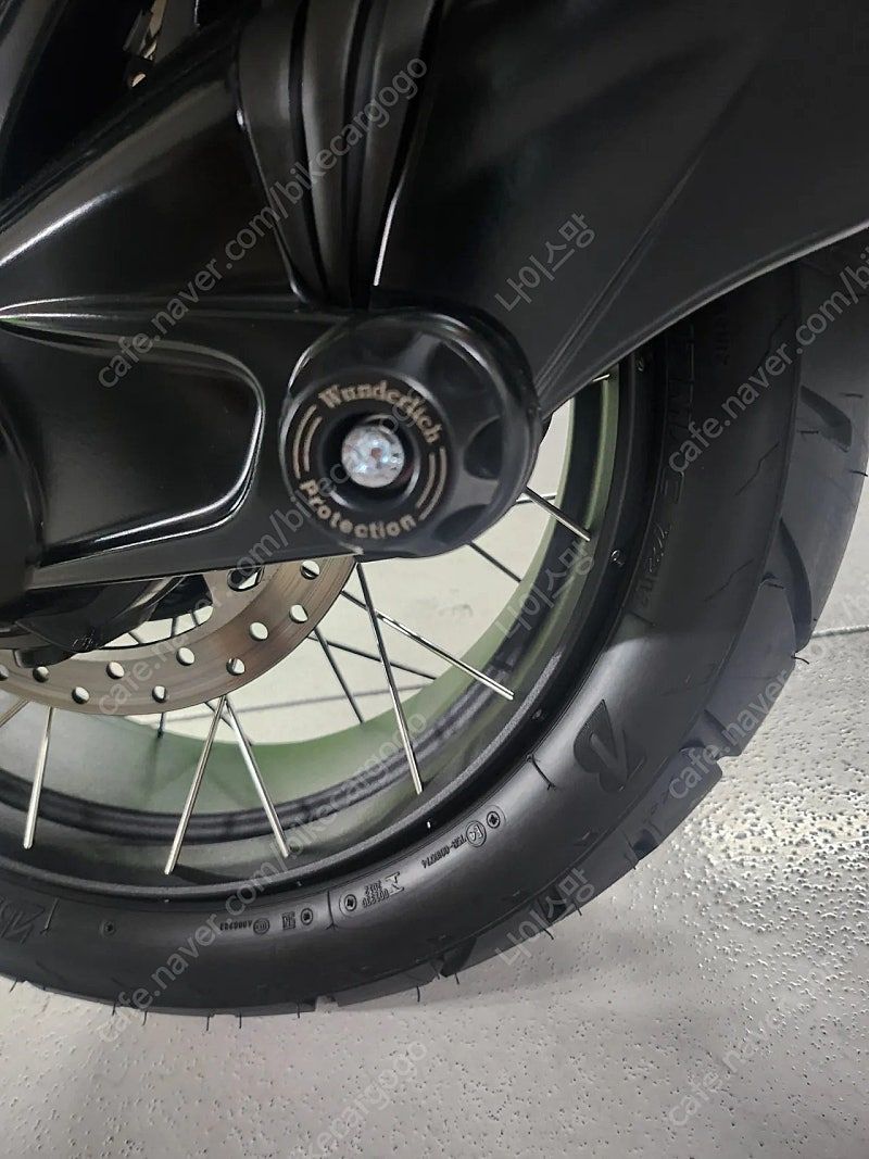 BMW R nine T 스크램블러 2023 블랙 사진 3